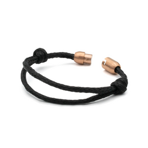 Armband Black Sea II – Größenverstellbar mit Verschluss in rosé, geöffnet