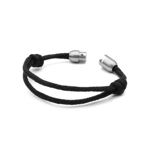 Armband Black Sea II – Größenverstellbar mit Verschluss in silber, geöffnet