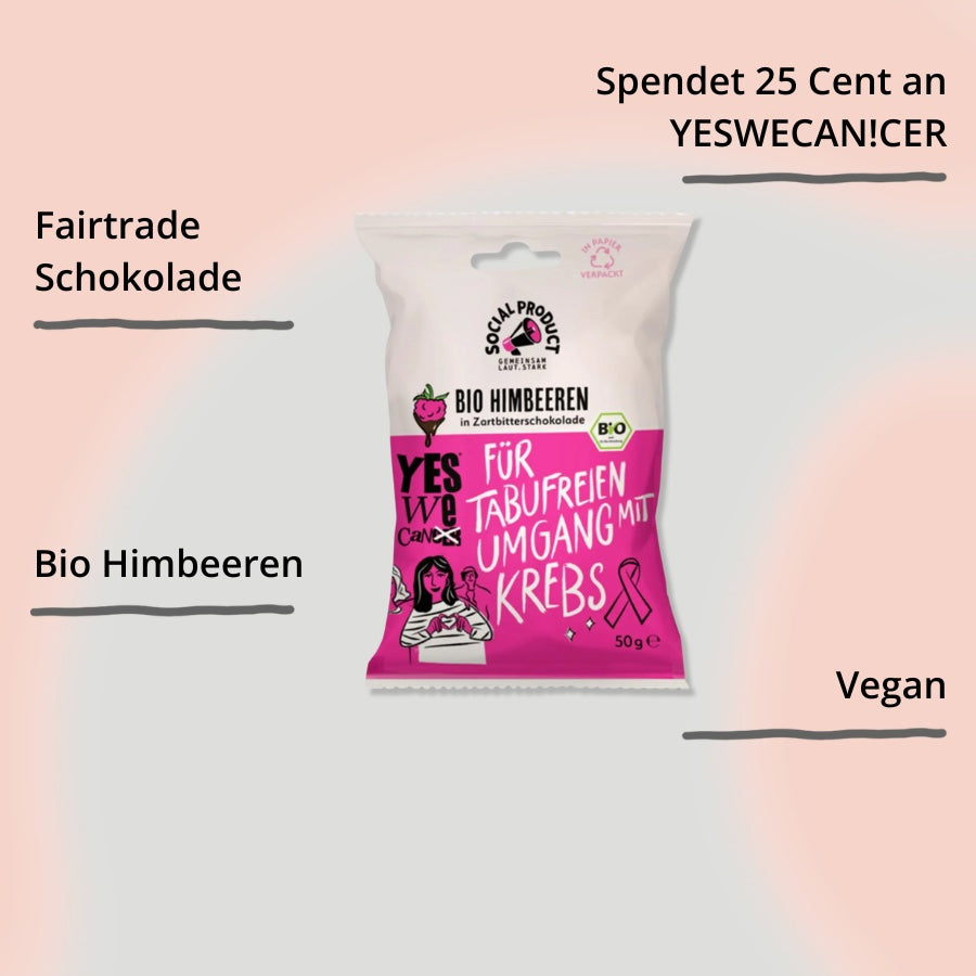 Bio Himbeeren in Zartbitterschokolade von social product – Verpackung von vorne mit Impact